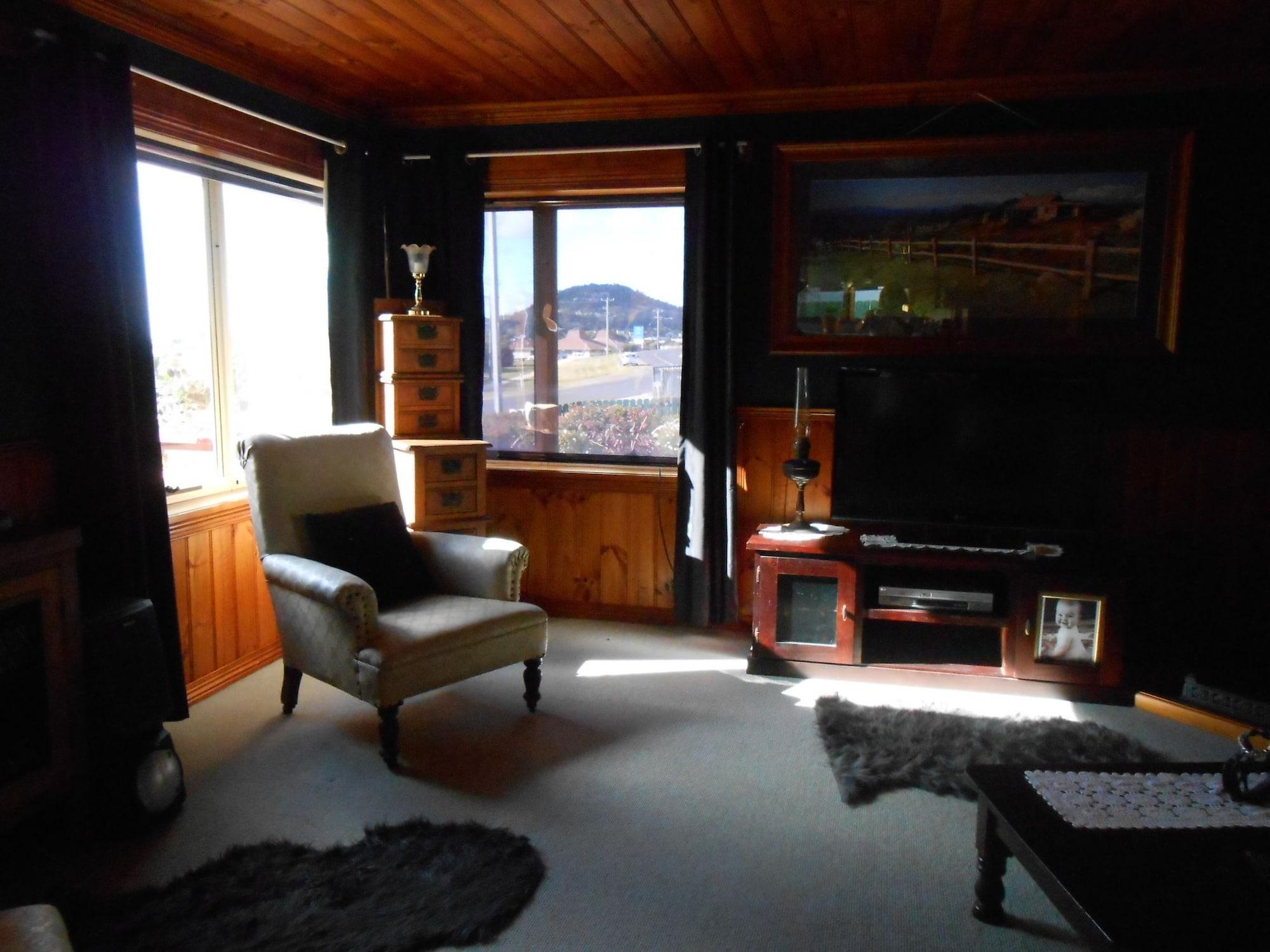 The Penguin Room - Tidelines Of Бичено Екстериор снимка